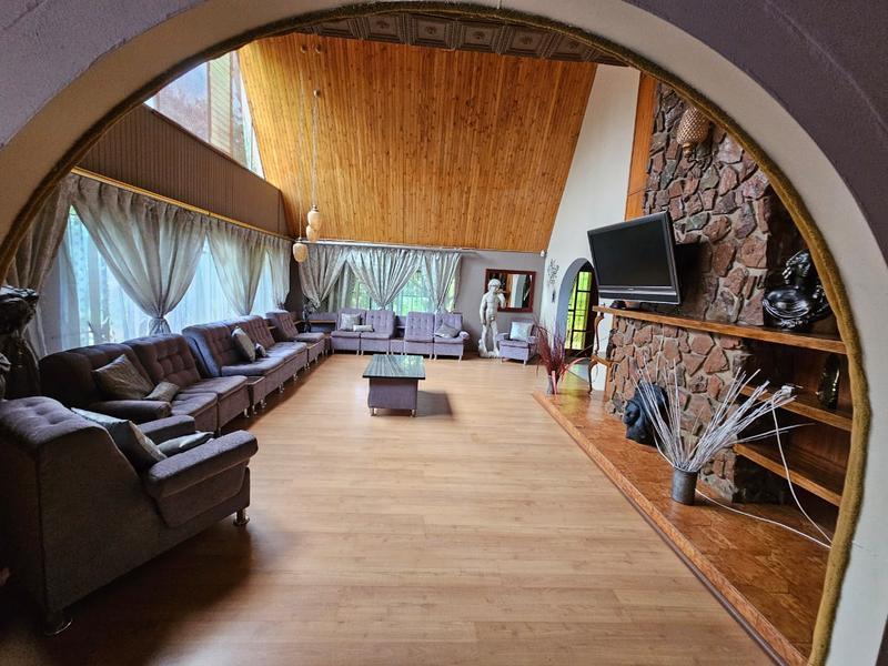 5 Bedroom Property for Sale in Wilkeville North West